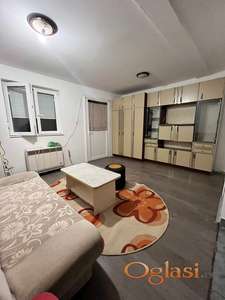 NAMESTENA GARSONJERA SA TROSKOVIMA 250eura, ADICE