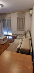 Izdaje se garsonjera u CENTRU grada!! ID#6869