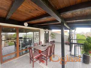 Sa prelepom terasom - Spens , Kej  -  CETVOROSOBAN 137M2