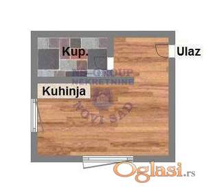 Bulevar P. Pavla ,  21m2 ulaz iz zgrade  , knjizi se kao garaža