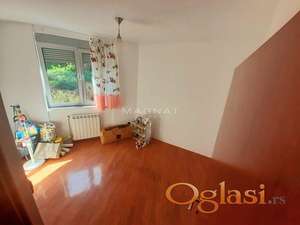 Voždovačka crkva -  Mirna ulica - Nov ID#5359