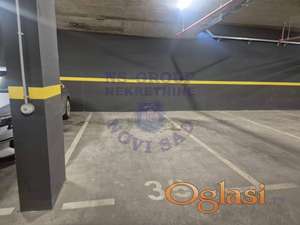 Na prodaju garažno mesto na Salajci!