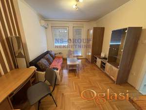 Odličan dvosoban uknjižen stan