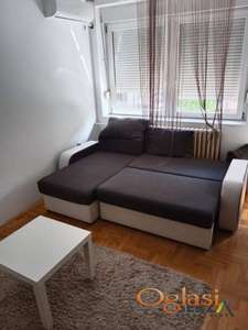 NAMEŠTENA GARSONJERA NA NOVOJ DETELINARI