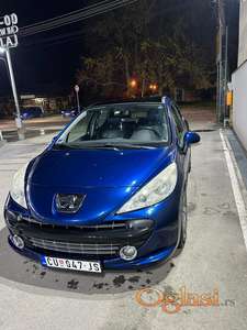 Bez ulaganja u mehaniku, manje ogrebotine. Auto je super kako za kraće tako i za duže relacije