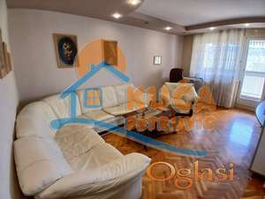 Izdaje se namešten troiposoban stan u Episkopskoj ulici preko puta Donine česme, 81m2, grejanje na struju