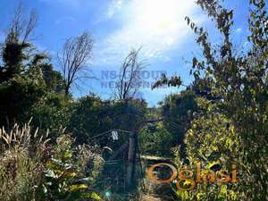 Plac na ulazu u Irig!