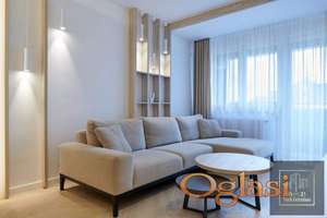 Luksuzan stan na Grbavici ! Retko u ponudi! City gradnja!