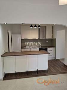 Strogi centar, izuzetan, odmah useljiv ID#5666