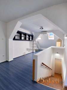 Svetao duplex u srcu Zemuna – idealan za poslovni prostor ID#10558