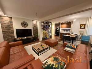 Trosoban, kompletno opremljen i renoviran stan