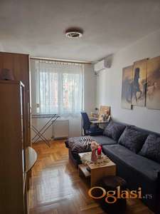IZDAJE SE DVOSOBAN STAN 37m2, CIRPANOVA ULICA, NAMESTEN
