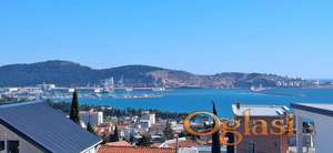 Šušanj-Bar. Izdajem 2 apartmana po 70 m²