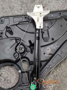 Golf 6 zadnji levi podizac Originalni delovi  Moguca ugradnja delova  Alfa Romeo 147-156-166-159-GT-MiTo-Giulietta Fiat bravo 2 - croma -grande punto -multipla 2 -punto 3 -stilo-idea Freemont Panda 3 500L 500 Lancia ypsilon-delta-musa-lybra Volkswagen Golf 6  Ukoliko zelite da porucite Posaljite poruku preko sms poruke ili pozovite na telefon 0616115961