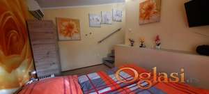 Kuća 1,5 sobna u Ledincima, pogled ka gradu