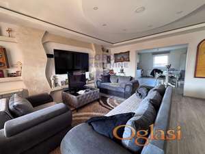 Odlicna kuca u Sajlovu, 474m2