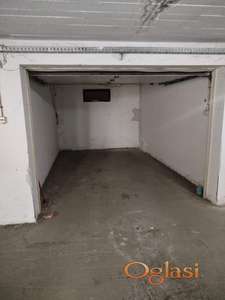 GARAŽA 15M2 BULEVAR OSLOBOĐENJA