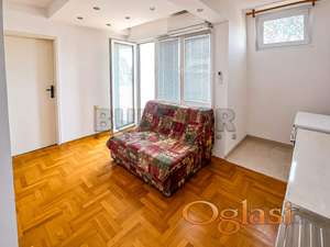 Odličan, funkcionalan, dvoiposoban stan, 52m2, kod Durlanske pijace