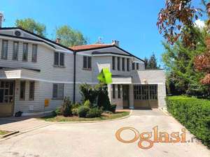 Lux kuća sa dvorištem i garažom, Pantelej ID#6805