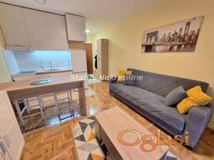 ODLIČNA LEPO NAMEŠTENA NOVA GARSONJERA 25M2 GRBAVICA 300EU