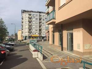 Stepa Stepanovic, Voždovac Lokal 65m2, centar naselja