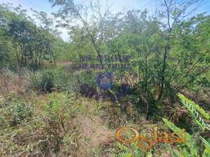 Fantastičan plac na potezu Brdeža.