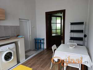 Jednosoban stan u centru Novog Sada