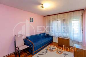 Dvosoban  stan  u  starogradnji, centar, I  sprat, 46 m2