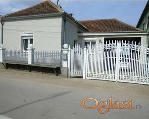 Prodajemo kucu u Zatonju