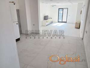 Izdaje se kuća kao poslovni prostor u naselju Ratko Jović, PO + PR + I , 230m2, grejanje na struju