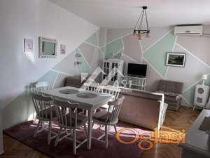 IZDAJE SE DVOSOBAN STAN NA BULEVARU EVROPE ID#5450