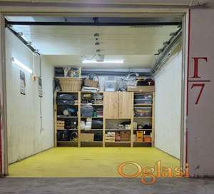 Prostrana garaža u samom centru Novog Sada!