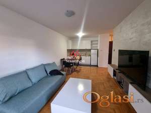 Jednoiposoban stan - 44m2 - Centar