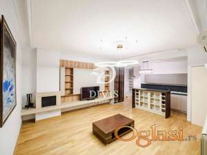 Prostran 4.0 stan na uglu Krunske i Kumanovske, 105m2