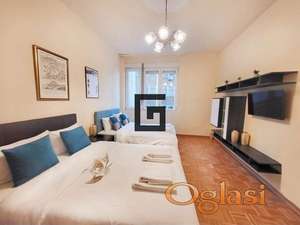 Trg Republike, Centar, 3.0, 119m2 ID#1879