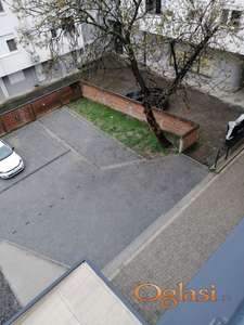 Garažno mesto i parking mesta, H. Pinkija