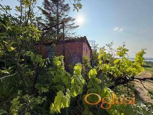 Odličan plac u Ledincima