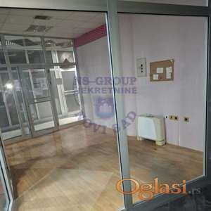 U centru grada, lokal od 15m2