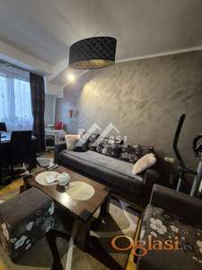PRODAJE SE NAMESTEN STAN U STAROM GRADU ID#2430