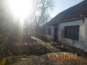 Starija kuća, Braće Bogaroški, plac 1450 m2