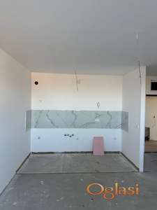 Nov trosoban stan-Mišeluk