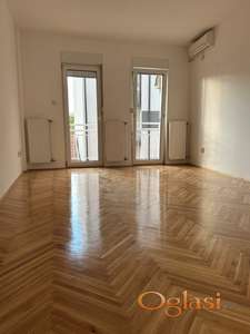 Novi Sad, Podbara, dvosoban stan sa garažom