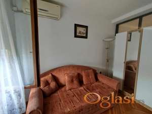 JEDNOSOBAN STAN U PETRA DRAPŠINA