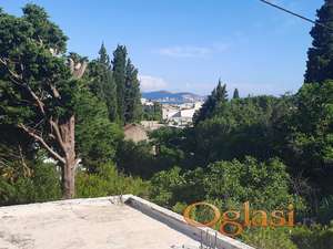 Prodajem  kucu Sutomore papiri1/1