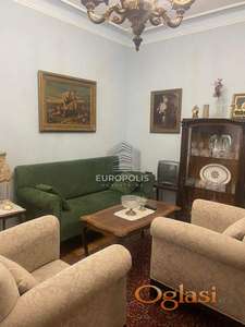 Izuzetan salonac trosoban na Autokomandi ID#9080