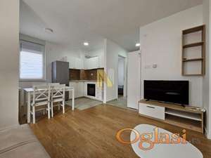 Nov stan na parking mestom, Tihomira Ostojića