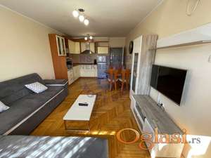 Dvosoban stan u centru Novog Sada