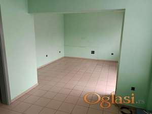 Odličan višenamenski lokal na Novoj Detelinari