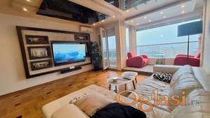 Odličan trosoban penthouse