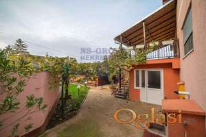 Odlična porodična kuća!